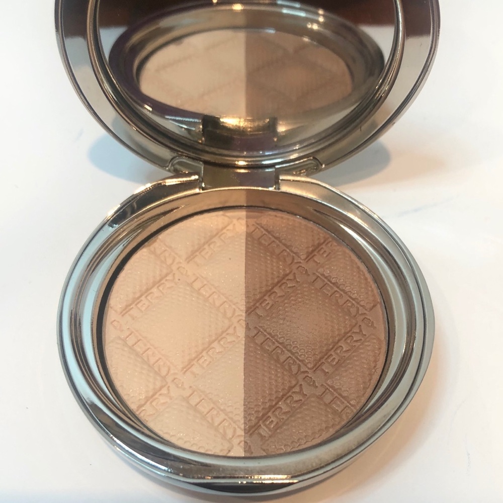 By Terry Contouring Compact